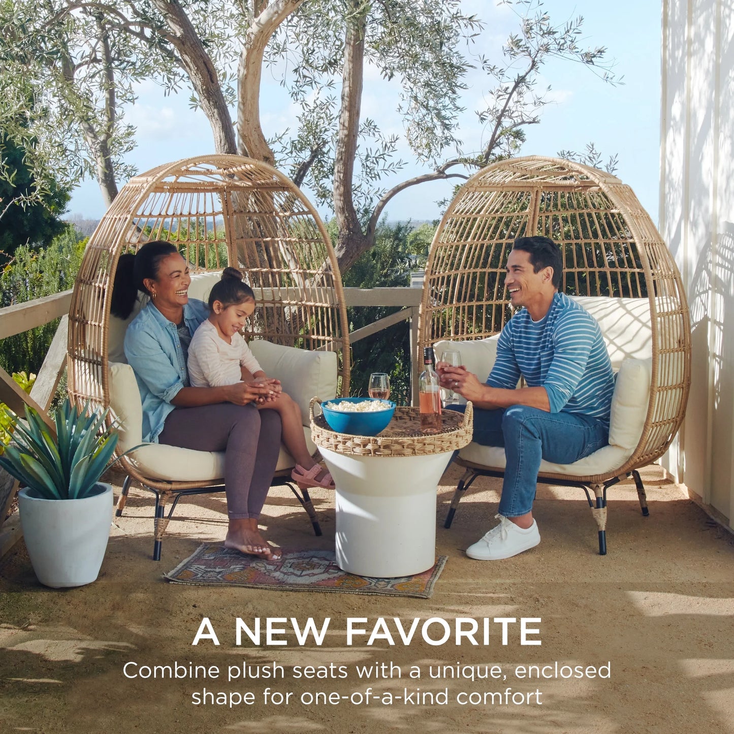 Wicker Egg Chair Oversized Indoor Outdoor Patio Lounger W/ Steel Frame - Ivory