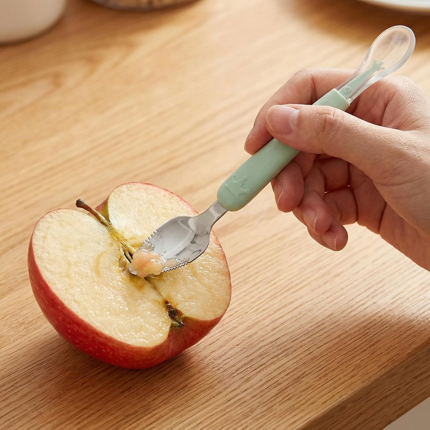 Baby Scraper Spoon, Double Head Silicone Spoon Fruit Mud Puree Scraper for Practical Baby Training Feeding Shower, Green