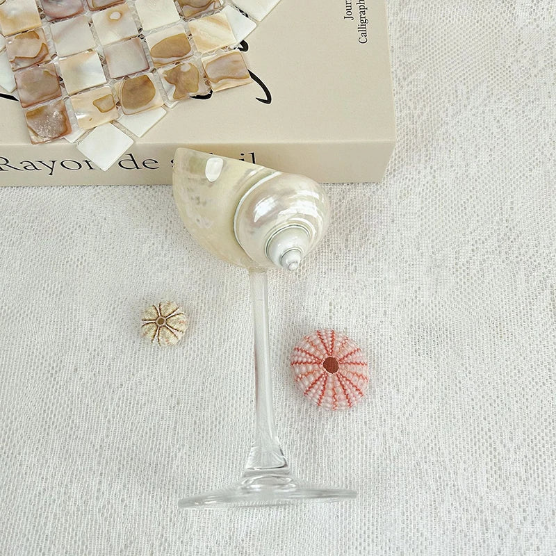Originality Conch Wine Glass Goblet Handmade Banquet Natural Metal Glass Polishing Decoration Ornament Gift for Bar